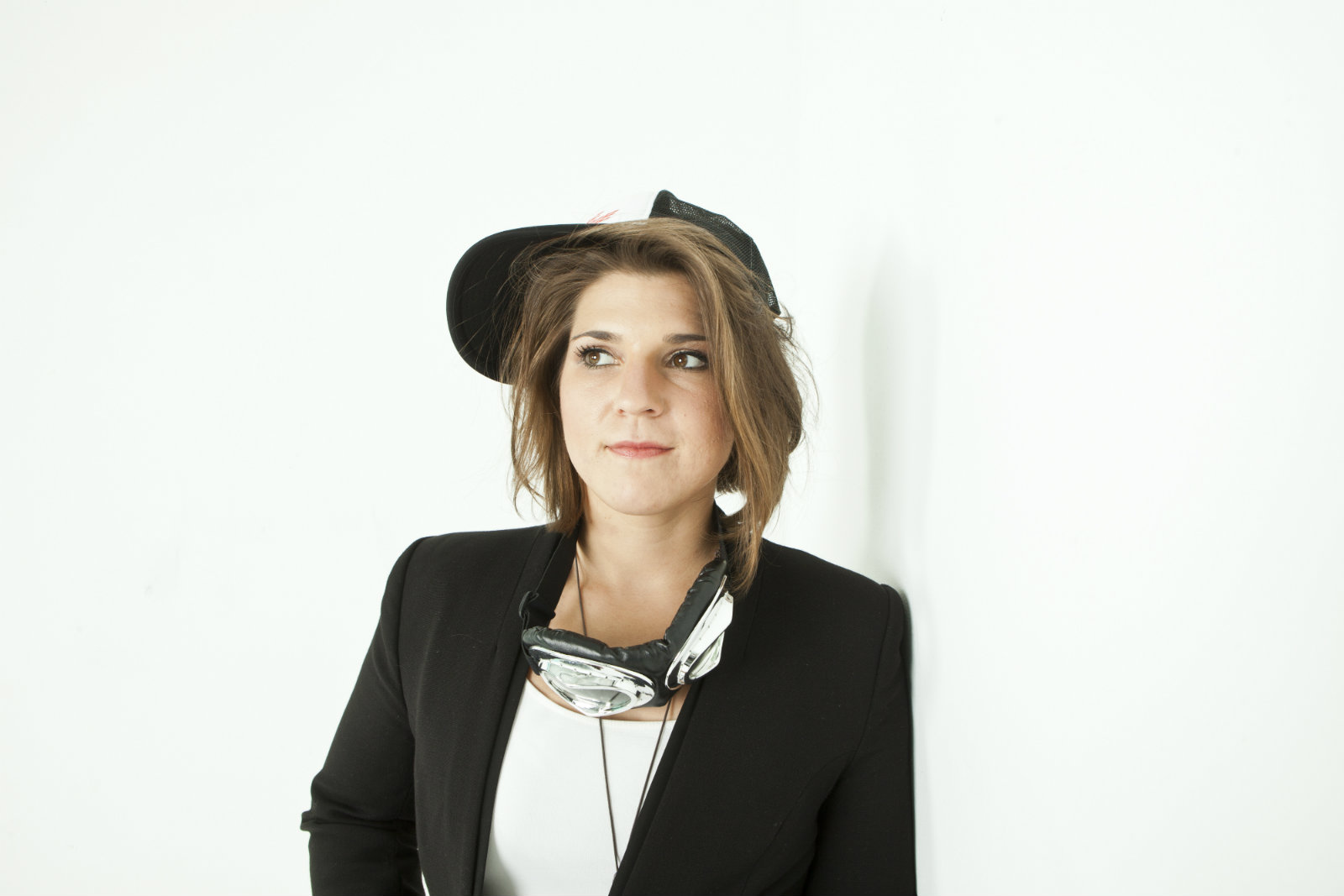 Premiere: Daphne Willis rocks ‘n rolls with varied influences