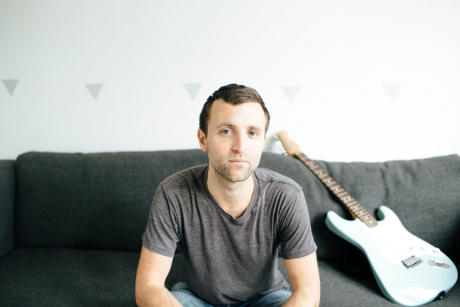 Review: Nick Moran plays with life’s duality on ‘Easier Time’