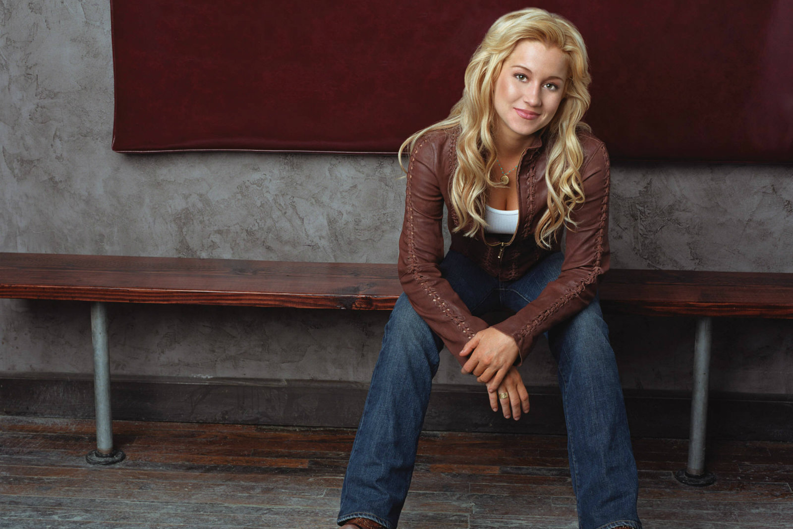 Throwback Thursday: Kellie Pickler at the 2007 CMA Awards