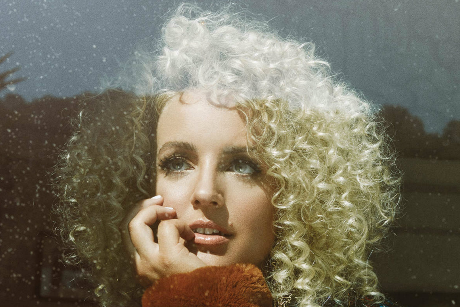 The Singles Bar: Cam, ‘Diane’