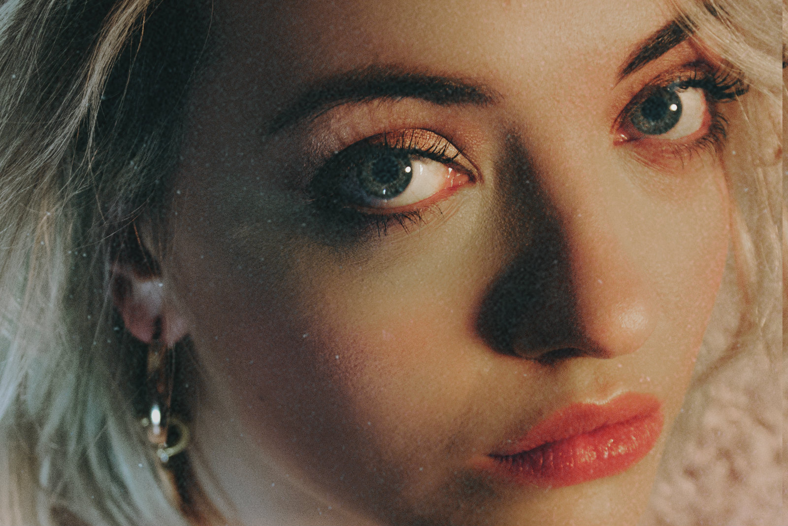 Premiere: Carrie Lane longs for another place and time on ‘Nobody’