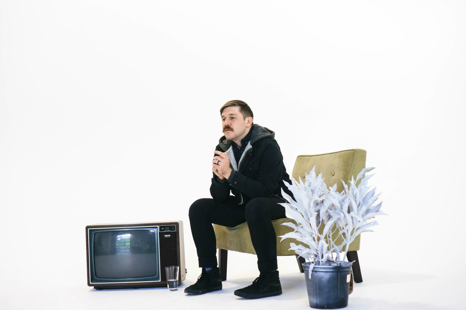 Premiere: Ryne Norman breaks the chains on debut album, ‘Red Mountain’