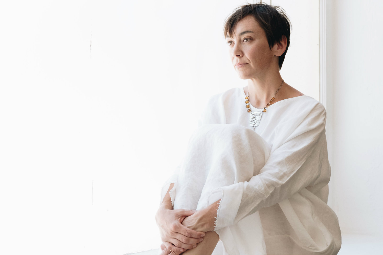 Review: Inara George turns her gaze to tragedy on ‘Dearest Everybody’