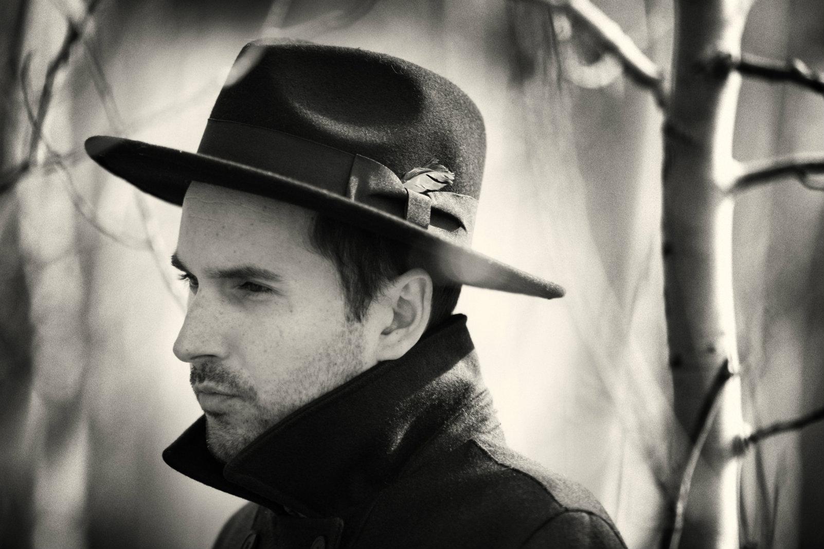 Review: R. Finn collects the blues & his memories on debut album, ‘Collecting Trip’