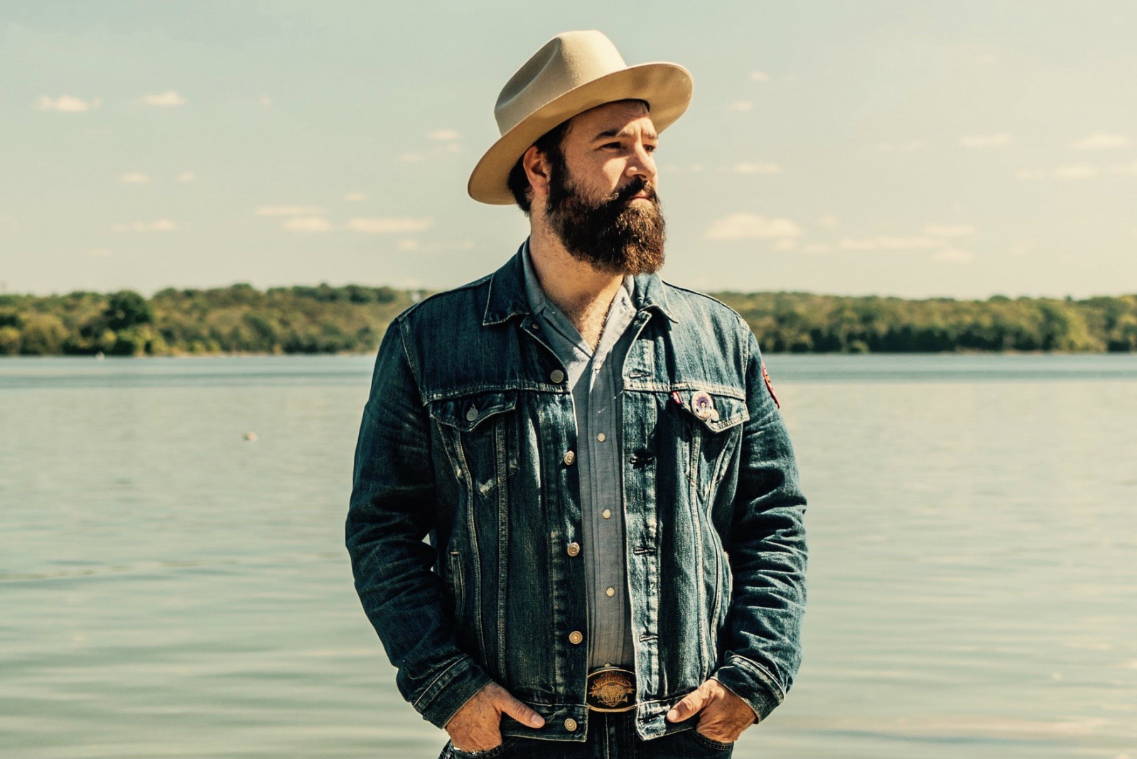 Premiere: Don Gallardo unloads tremendous burdens with new album, ‘Still Here’