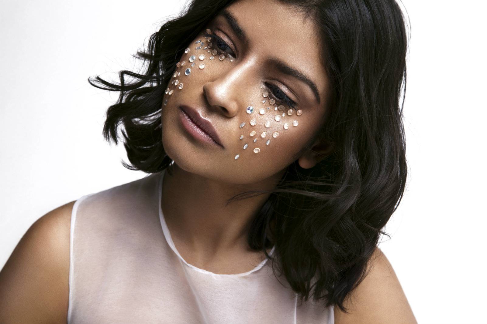 The Singles Bar: Ishani prays for relief from ‘Insomnia’