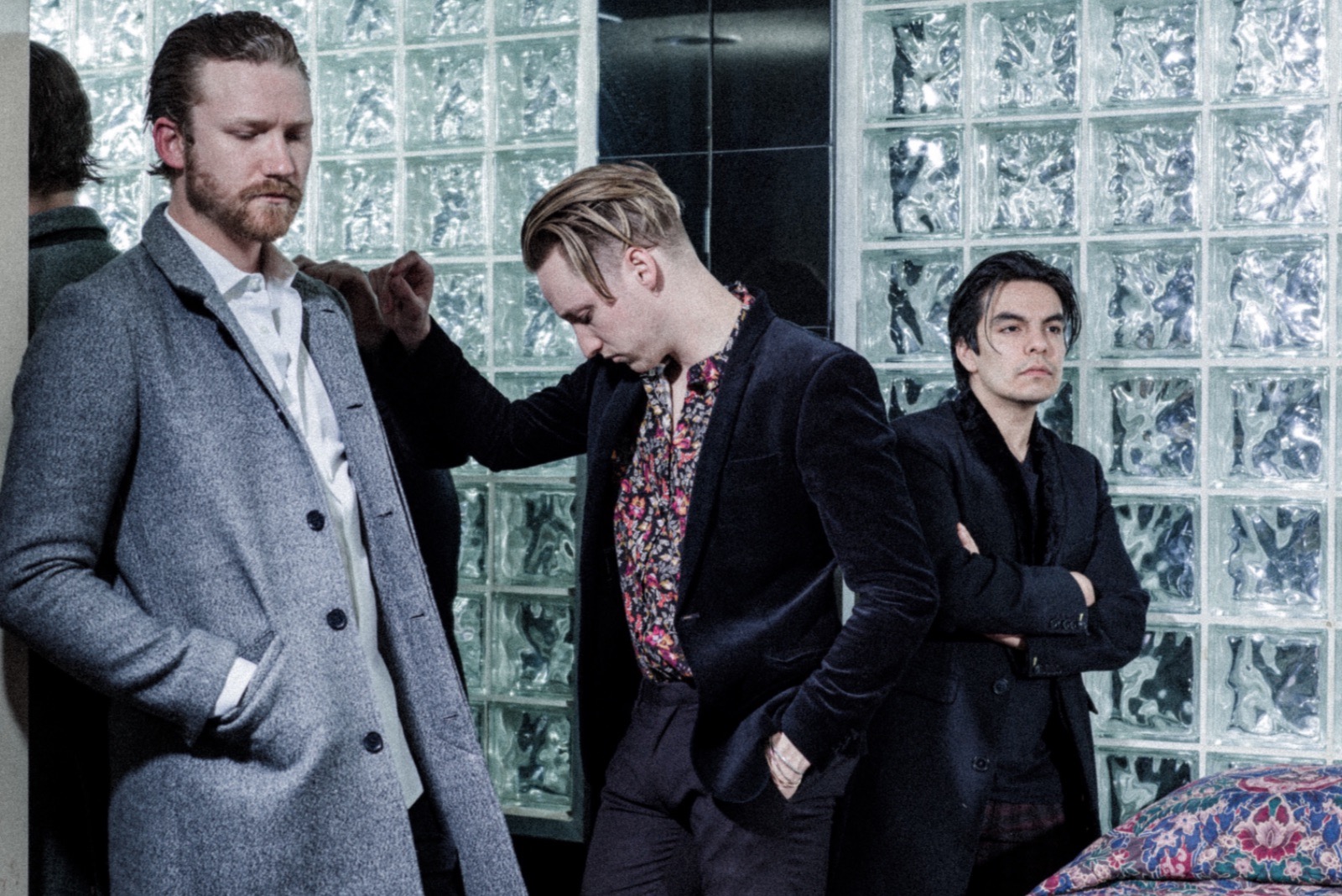 The Singles Bar: Rows just want ‘Something More’