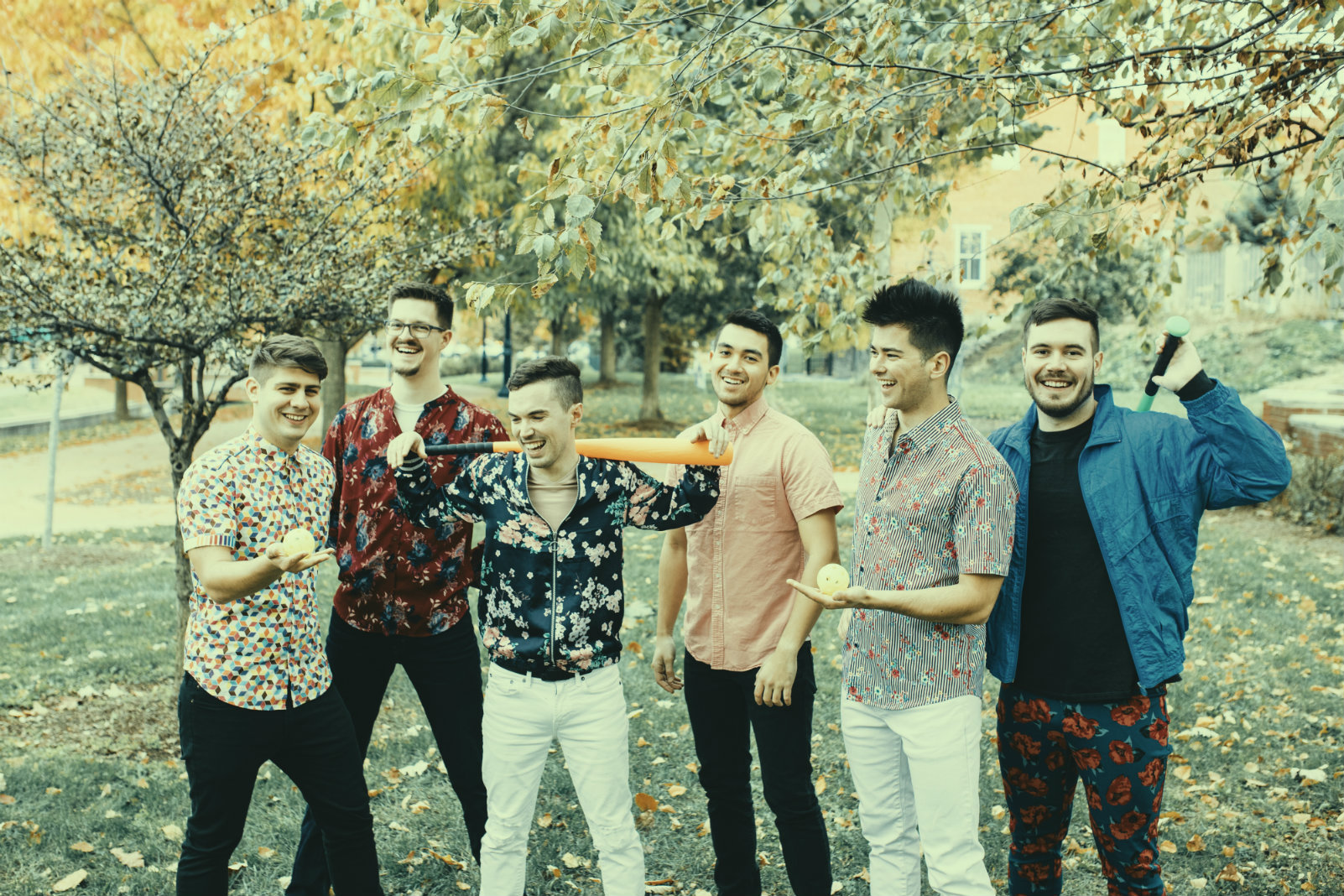 Interview: Sub-Radio trip over hearts & synth-vibes with new EP, ‘Headfirst’