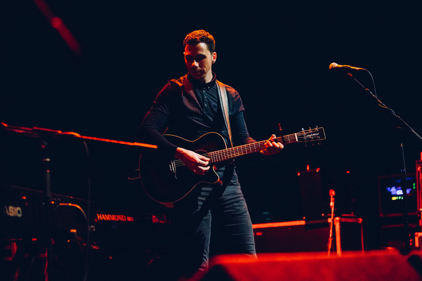 Premiere: Con Murphy gives us all the ‘Chocolate Pills’