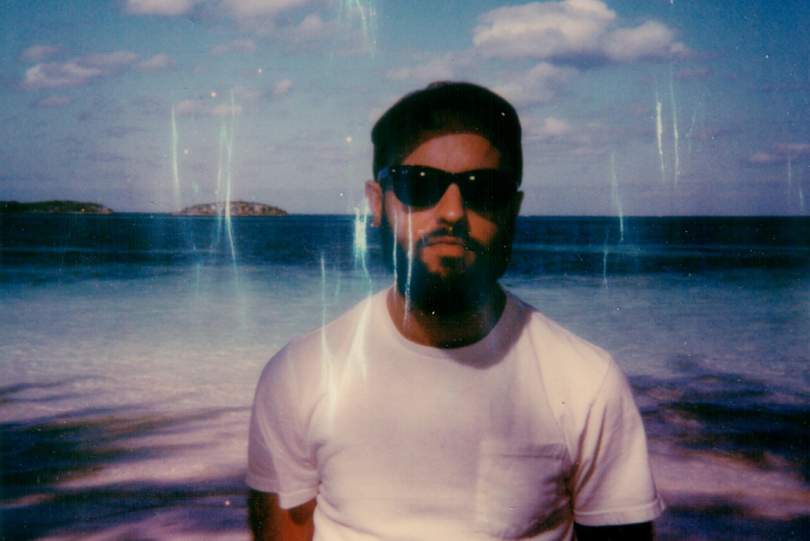 Premiere: Matthew Pinder strikes upon the ‘Golden Hour’ in new video