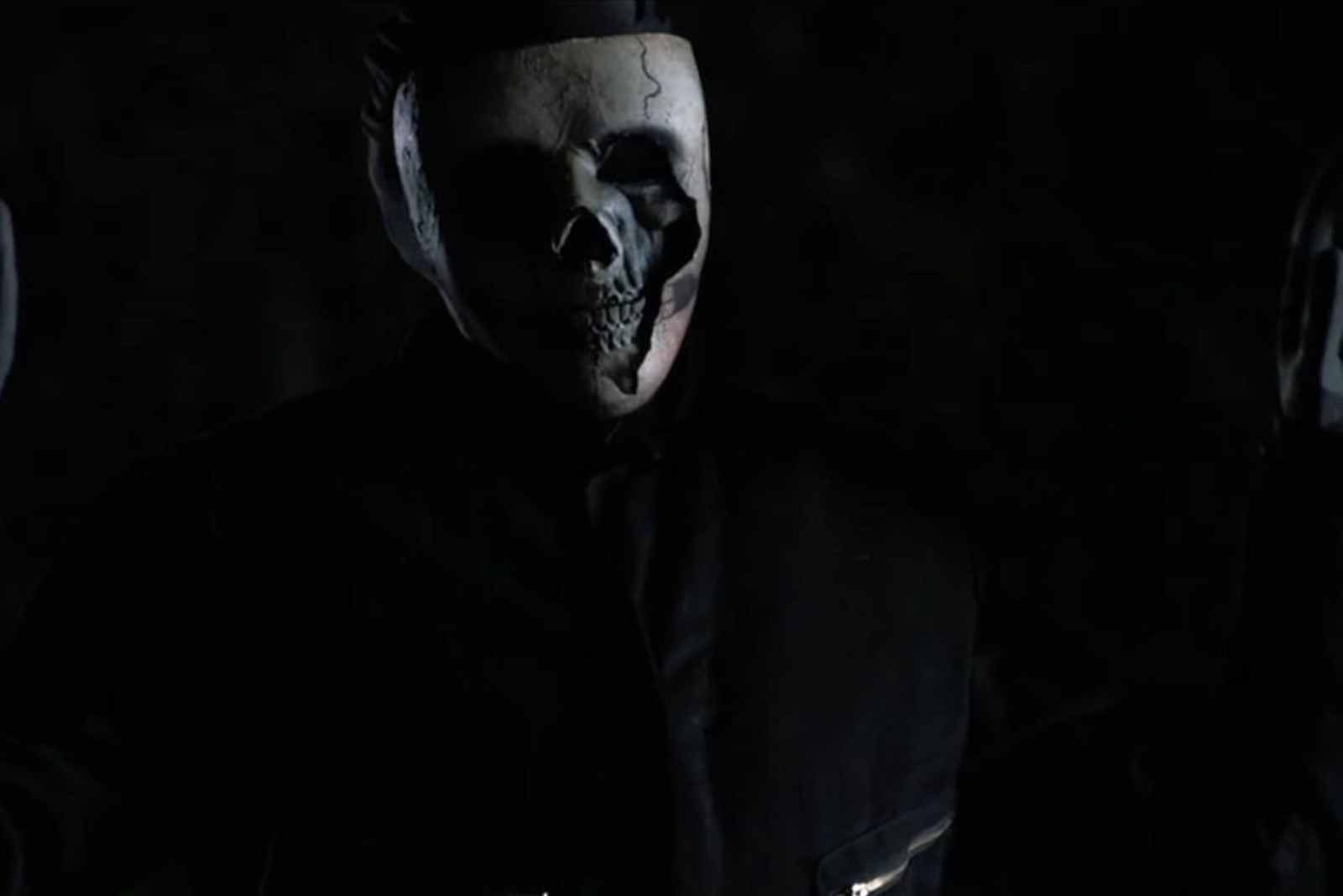 Review: ‘The 6th Friend’ examines the horrors of trauma & fame