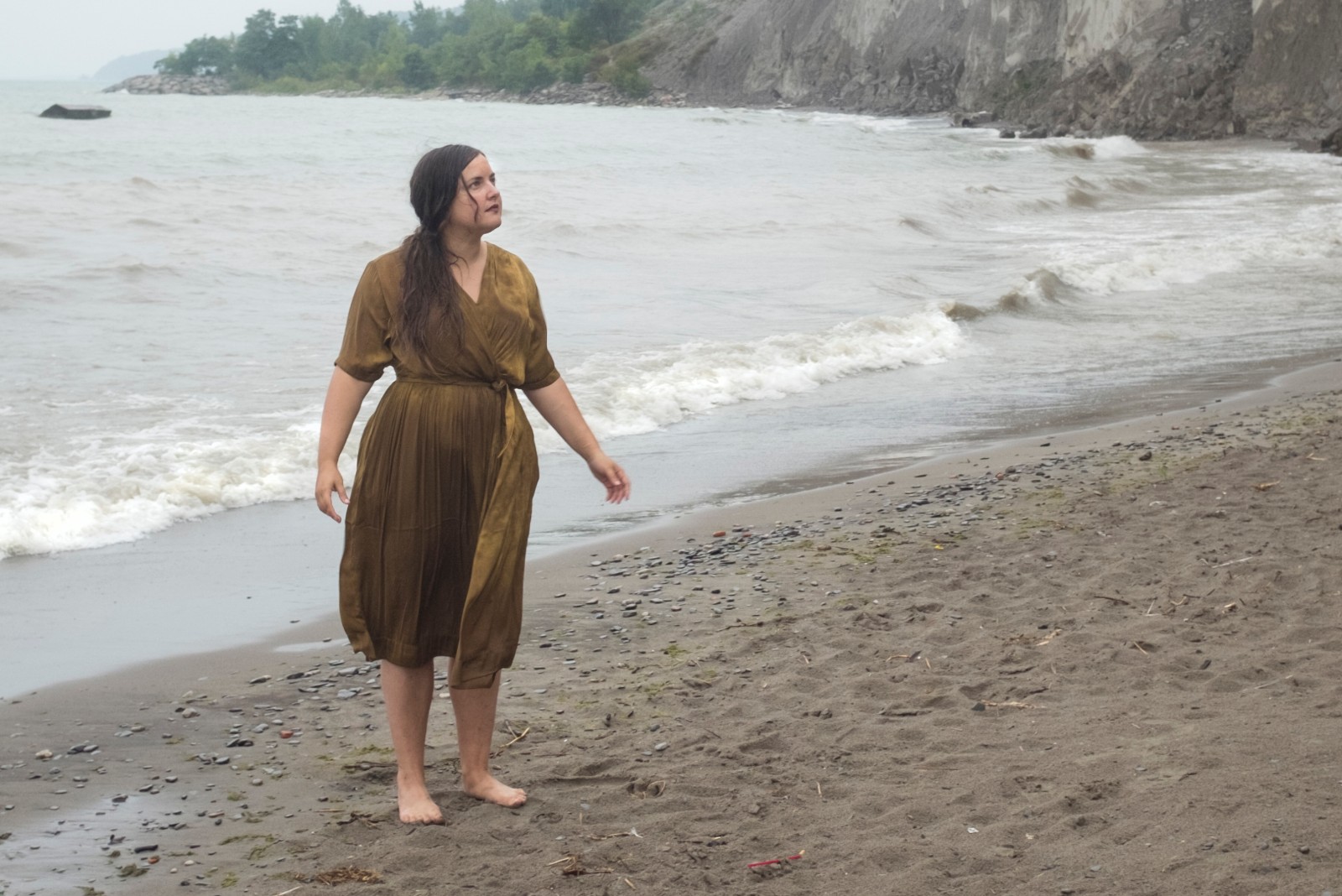 Freshly Squeezed, Vol. 80: Abigail Lapell, Illicit Ghost, Sheare & more