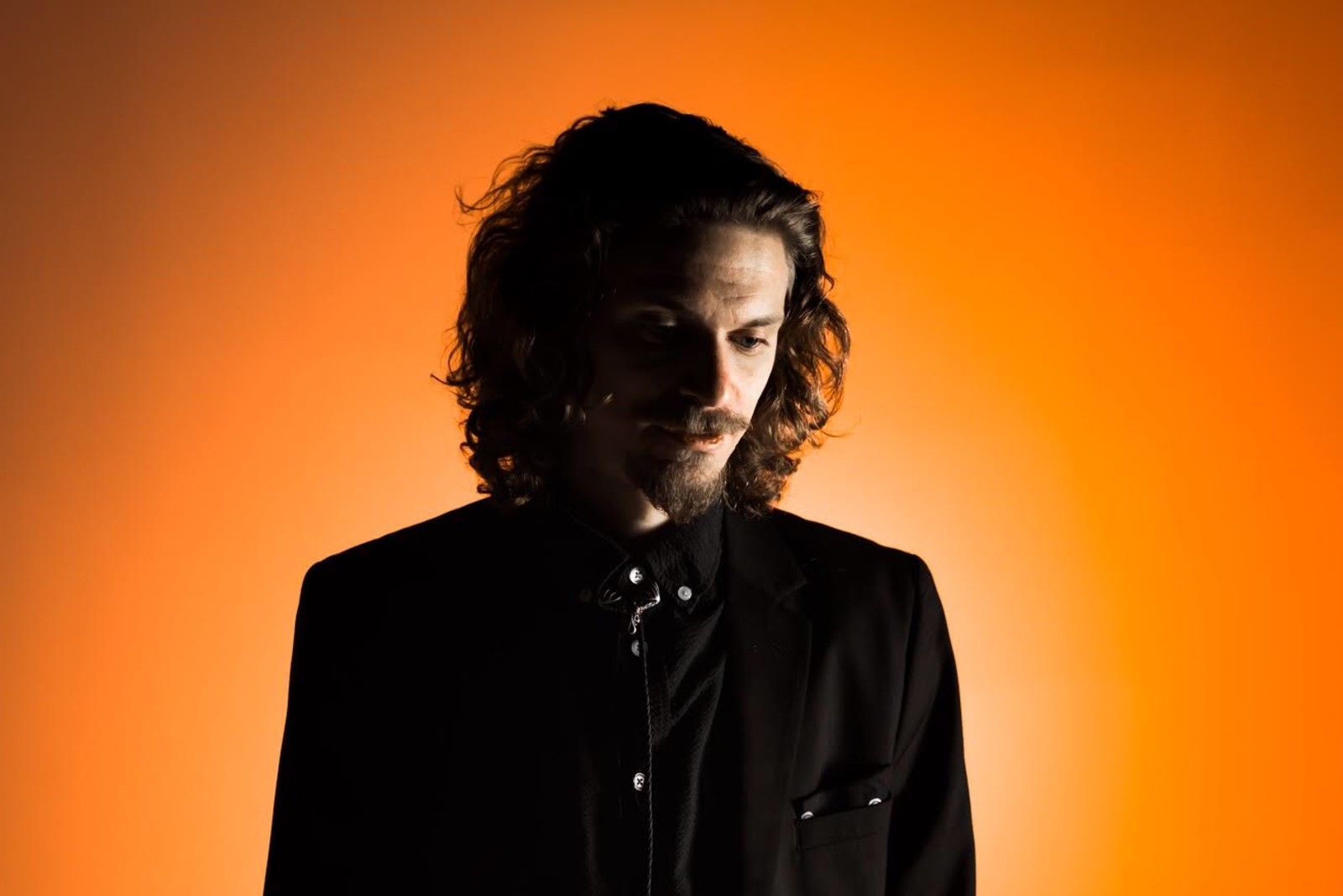 Premiere: Kirby Sybert floats on ‘The Winds of Change’ with live performance clip