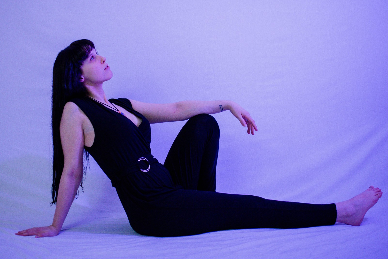 Premiere: Elisabeth Beckwitt readies mind & body for total ‘Free Fall’