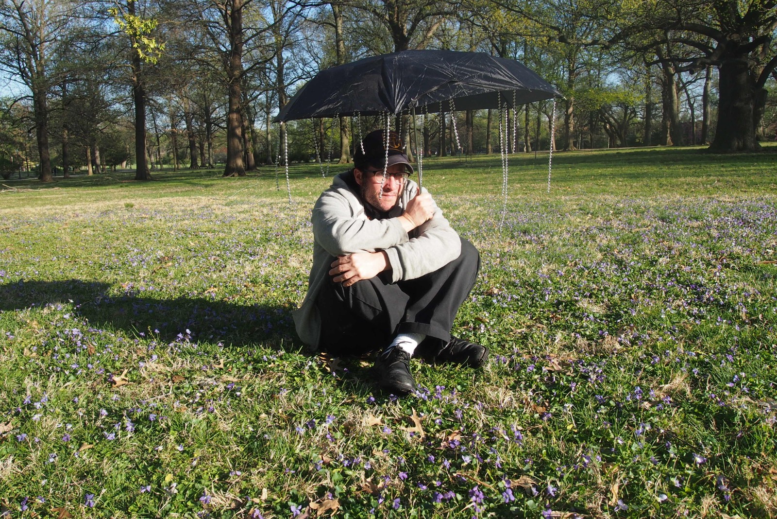 Premiere: Bobby Stevens wades through mental health on new EP, ‘Working on Something’