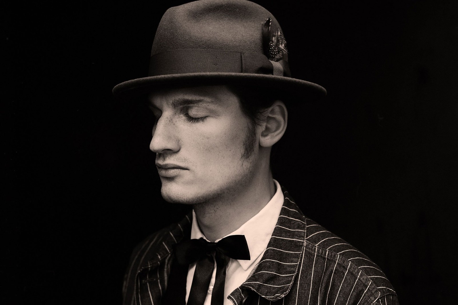 Taste Test: Bror Gunnar Jansson stages grisly tale with ‘Body in a Bag’