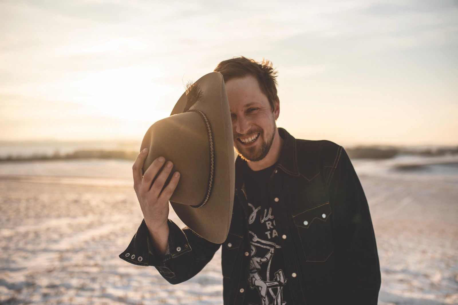 Taste Test: Del Barber lumbers through heartbreak & finds ‘No Easy Way Out’