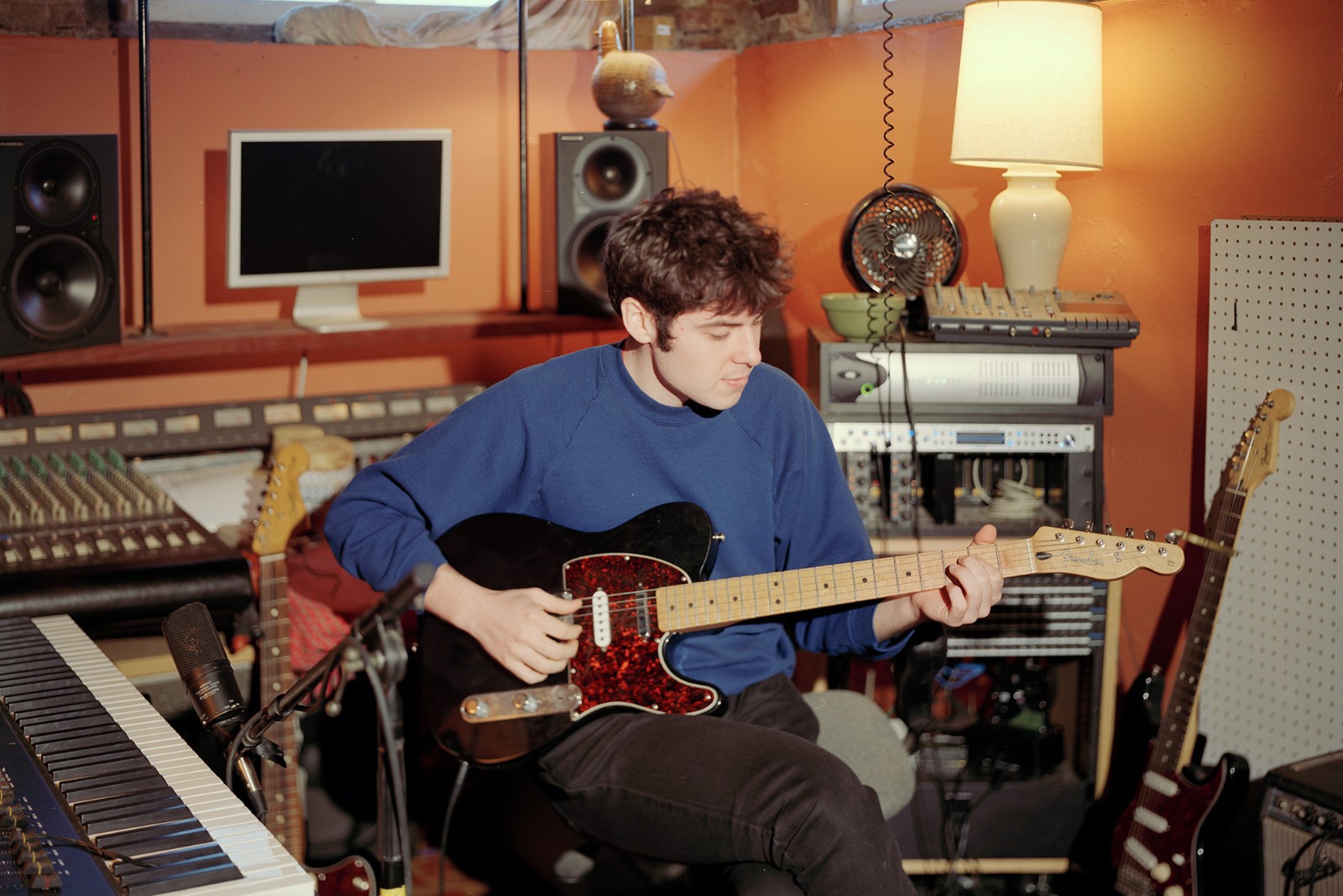 Premiere: Gabriel Bernini frolics in Santa Monica sun in ‘Someone in My Shoes’ video