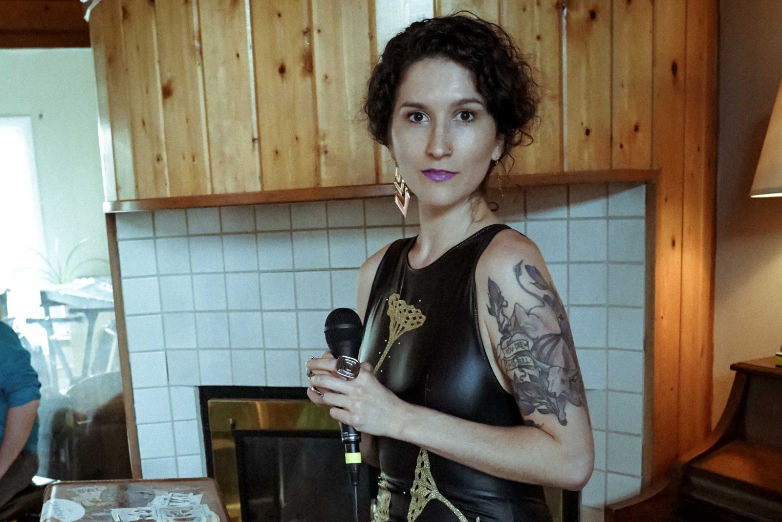 Premiere: Whoa Dakota stages magical Tea Time with Tuxedo Wildlife in episode one