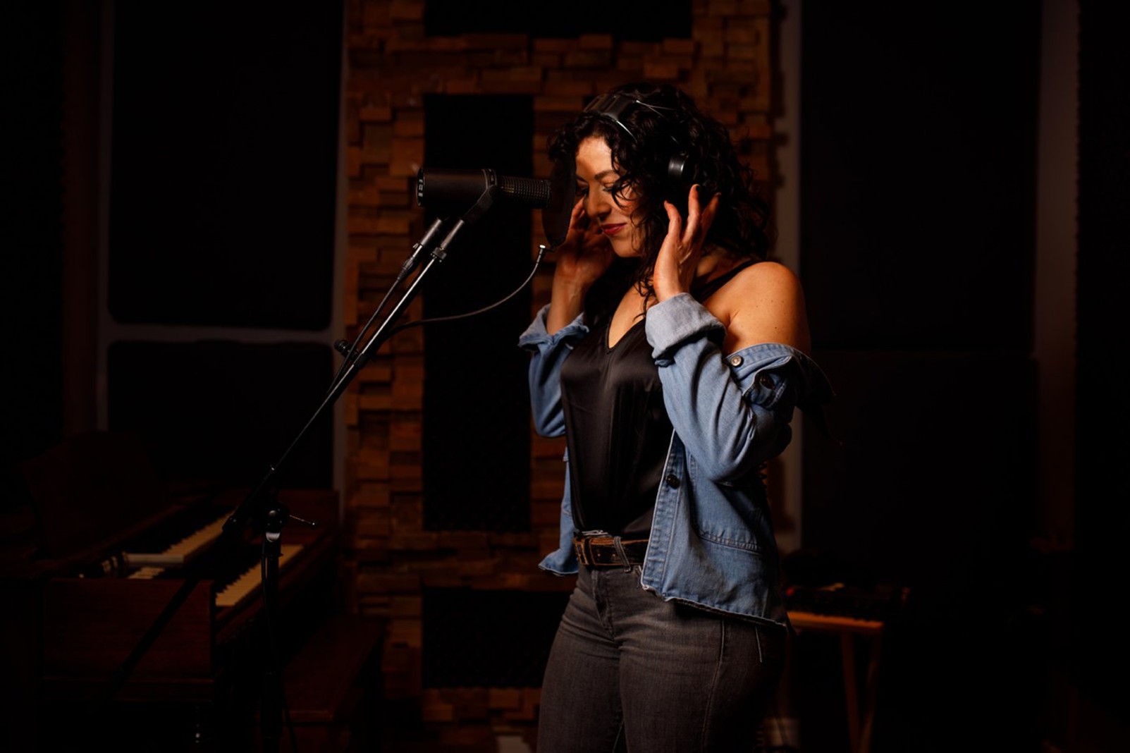 Taste Test: Tamara Maddalen gazes back in the ‘Rearview’