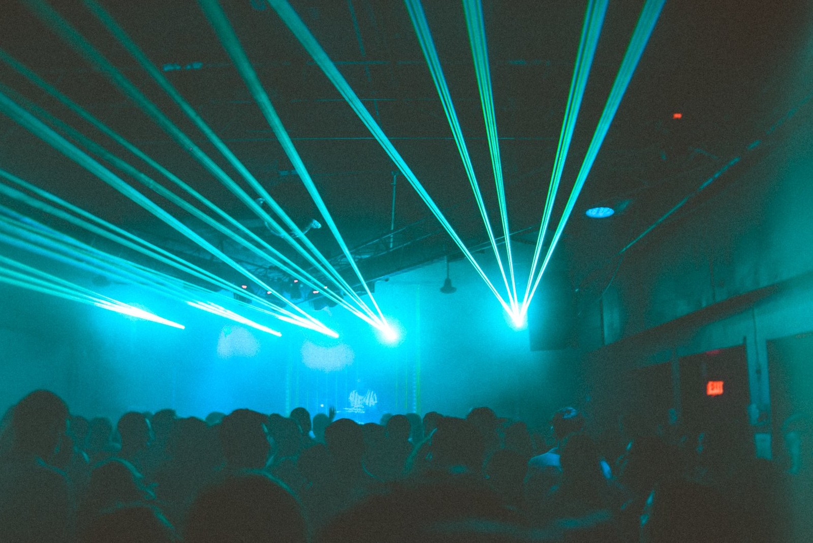 Taste Test: Dance Yourself Clean link up with The Fame Riot on ‘Waste My Time’