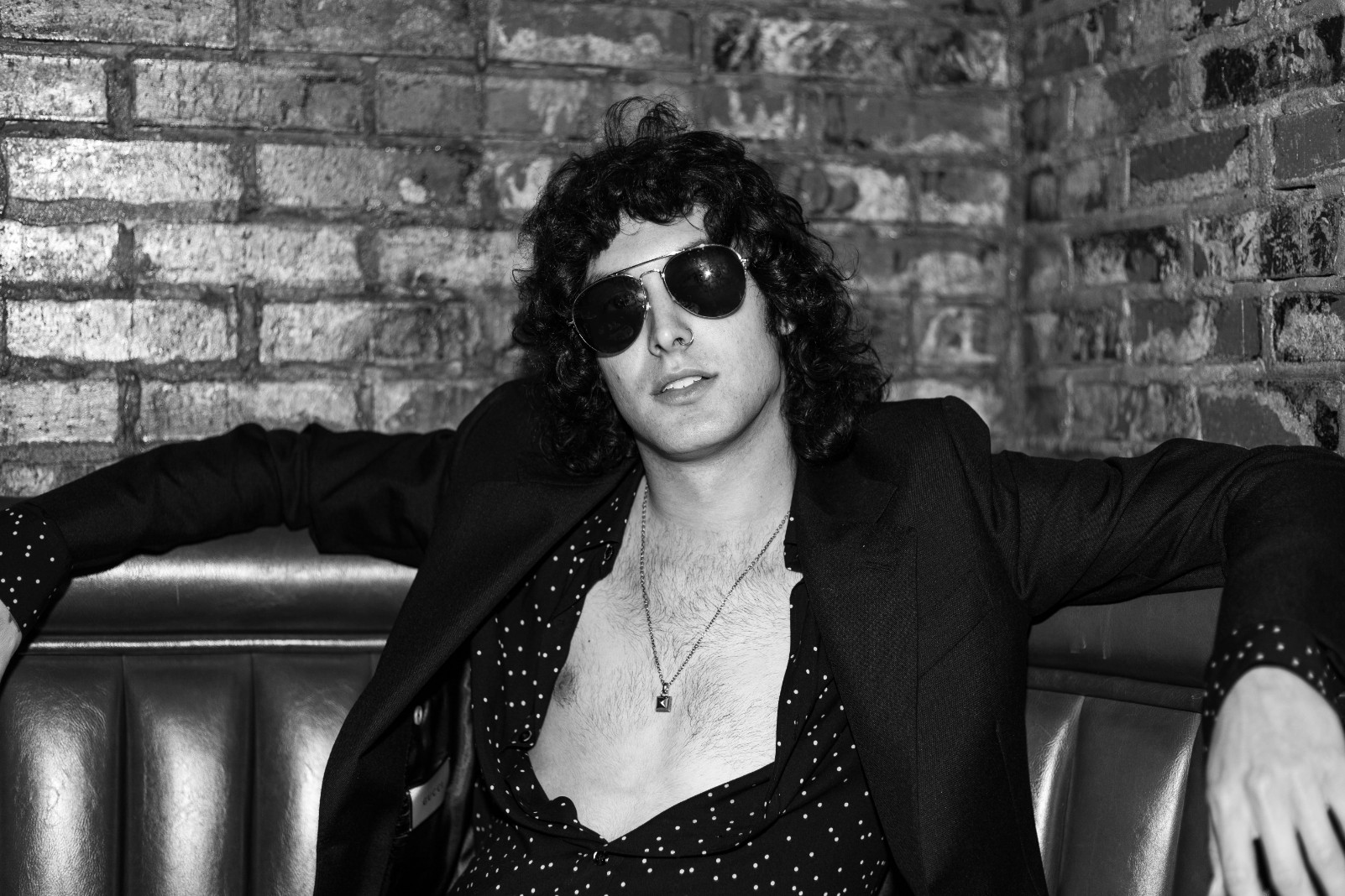 Taste Test: The Bites cultivate classic glam-rock in new video, ‘Don’t Love Me No More’