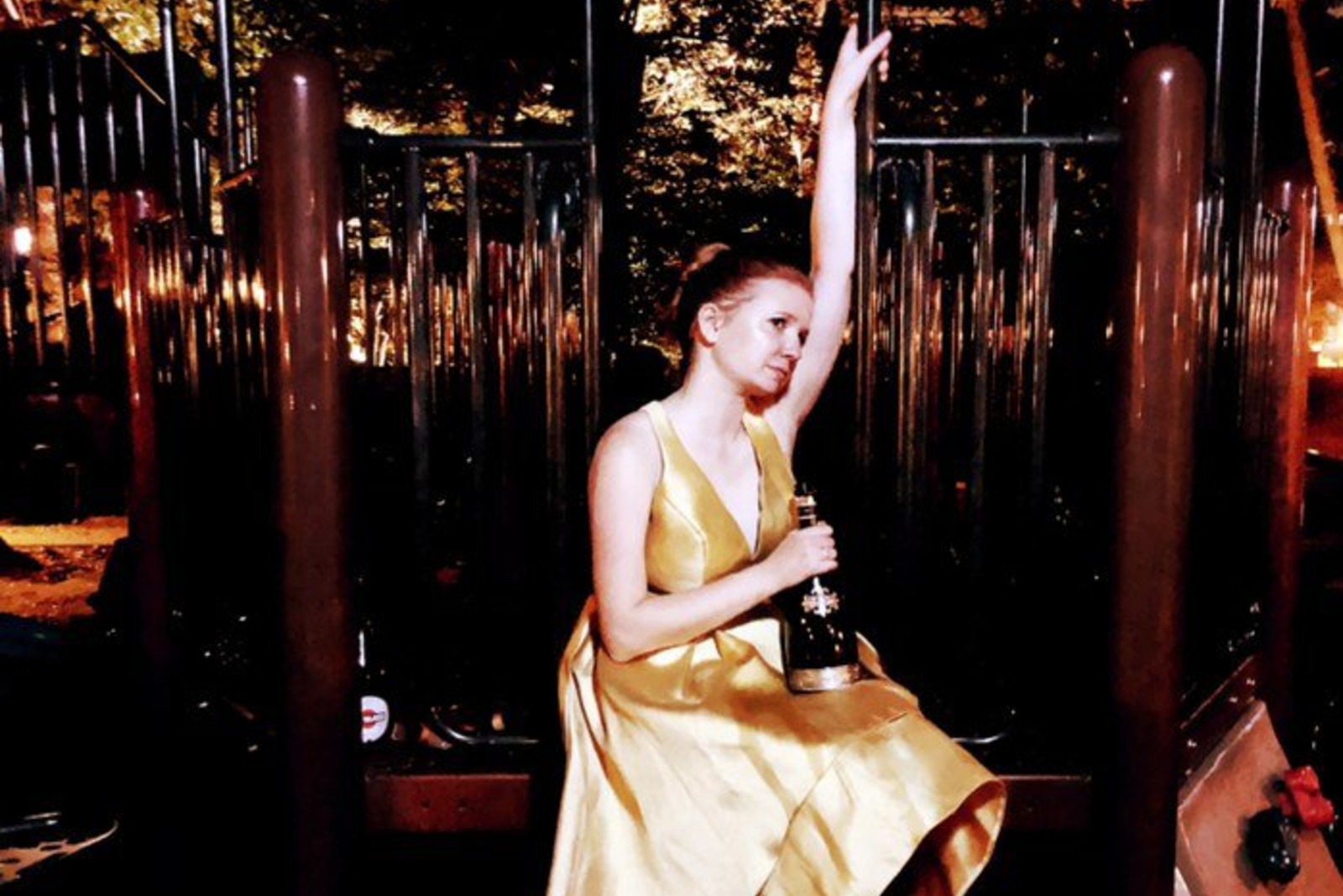 Taste Test: Daisy Royce guzzles down bubbly ‘Champagne’