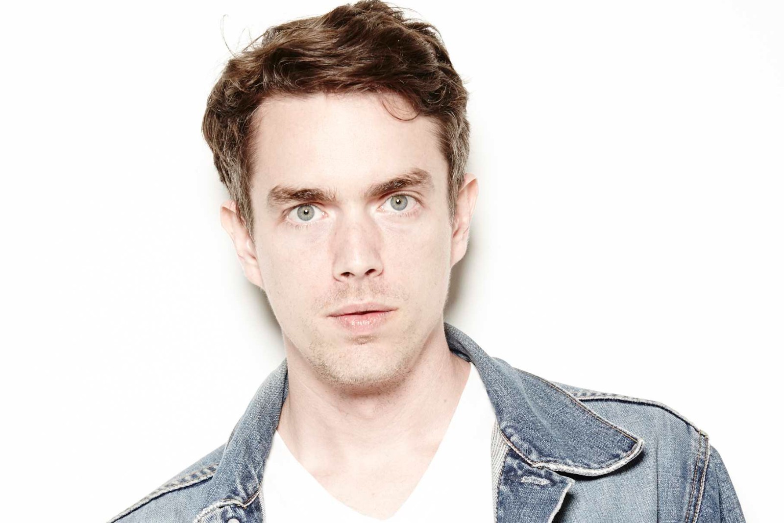 Taste Test: Grey Watson parts from The Visions with ‘Spinning Wheels’