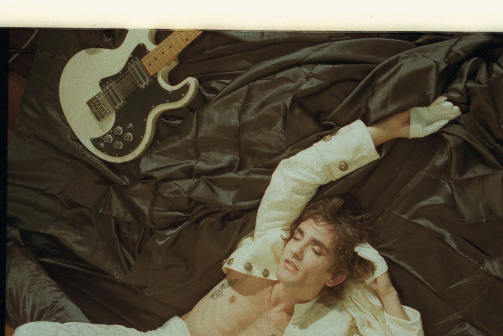 Premiere: Brasko fashions lustful spectacle on new album, ‘SEXDREAMSUPERSTAR’