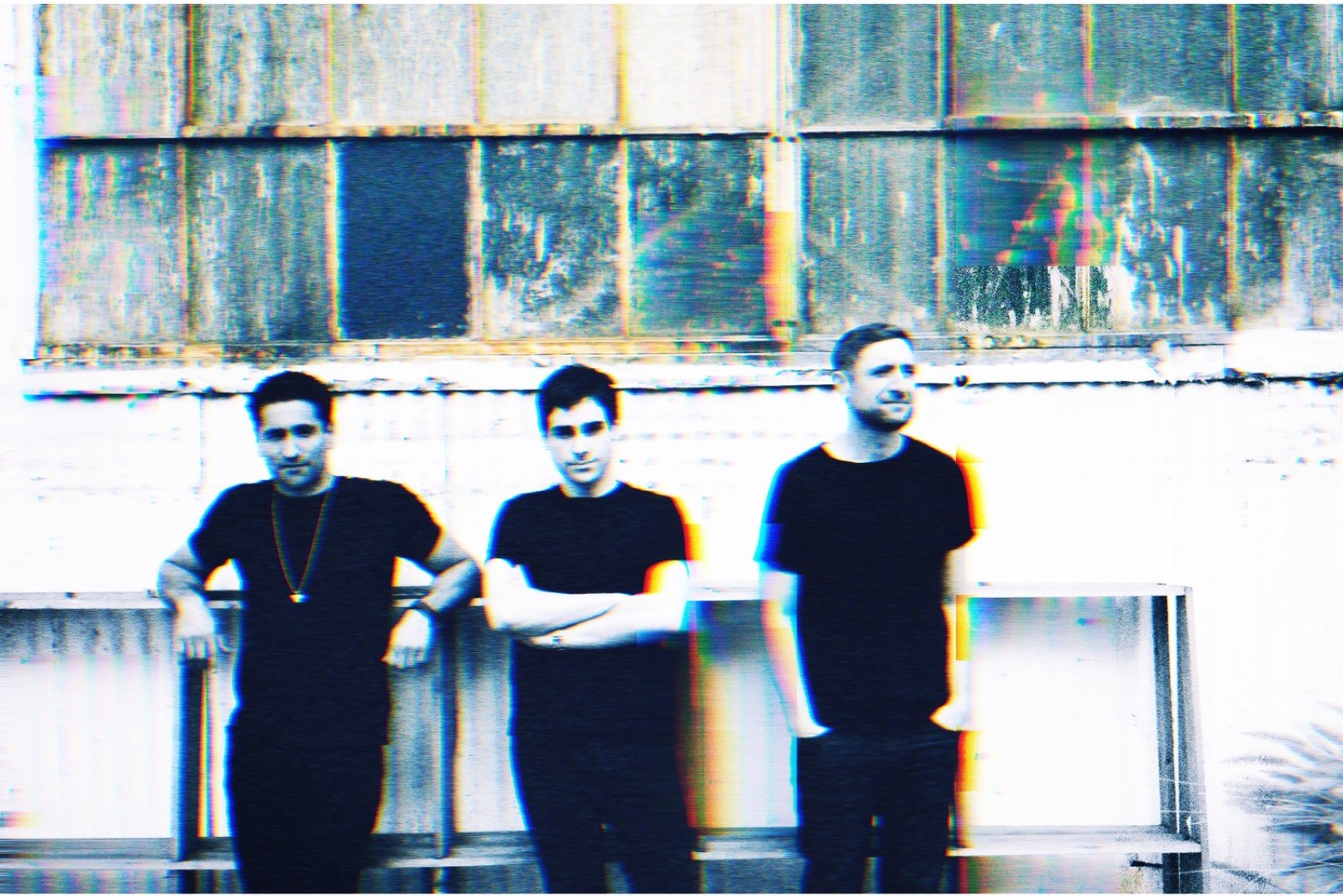 Taste Test: Hirsh succumb to distressing late night reveries on new song, ‘Fall’