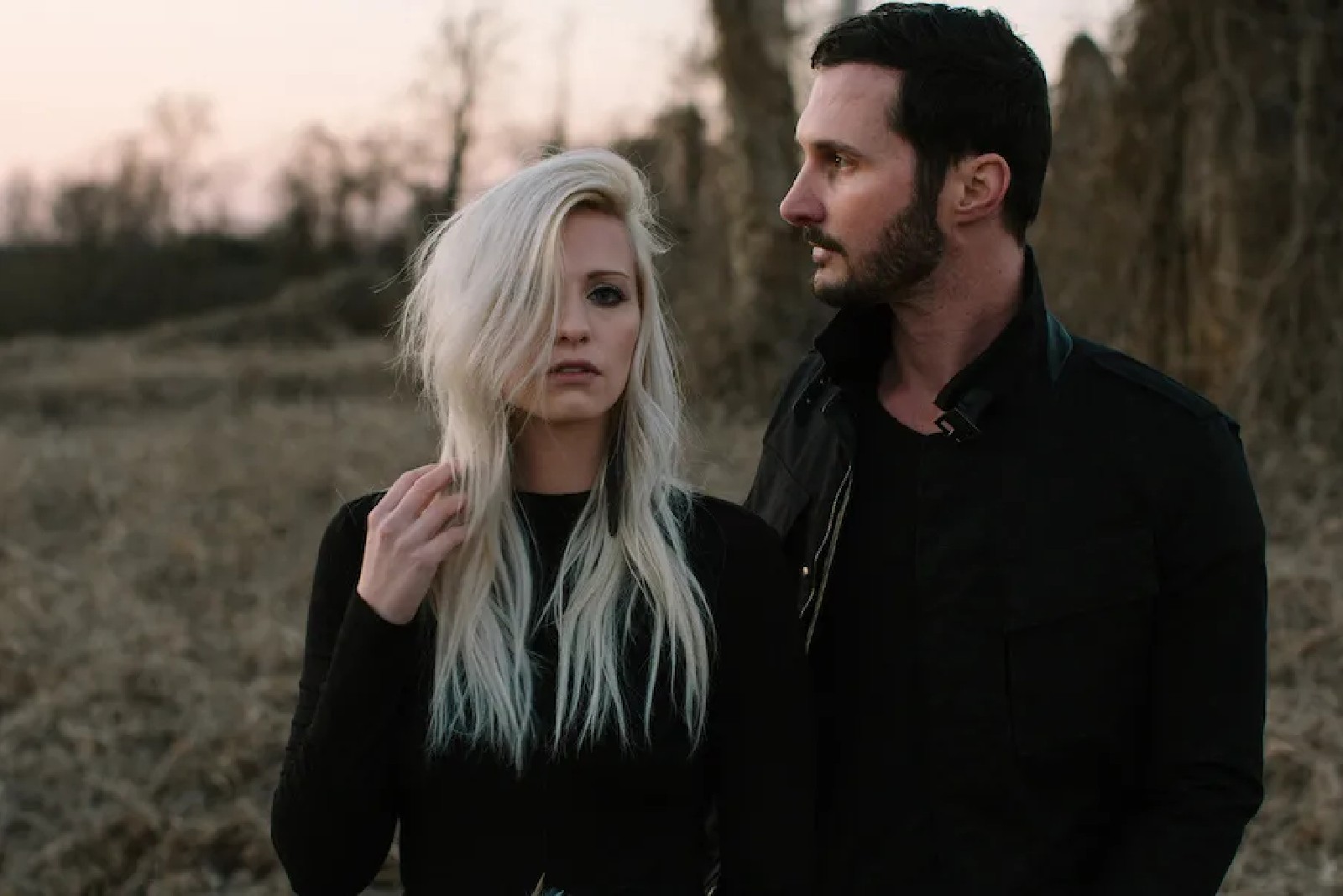 Freshly Squeezed, Vol. 125: The Sweeplings, OVERSTREET, Mo Pitney & more