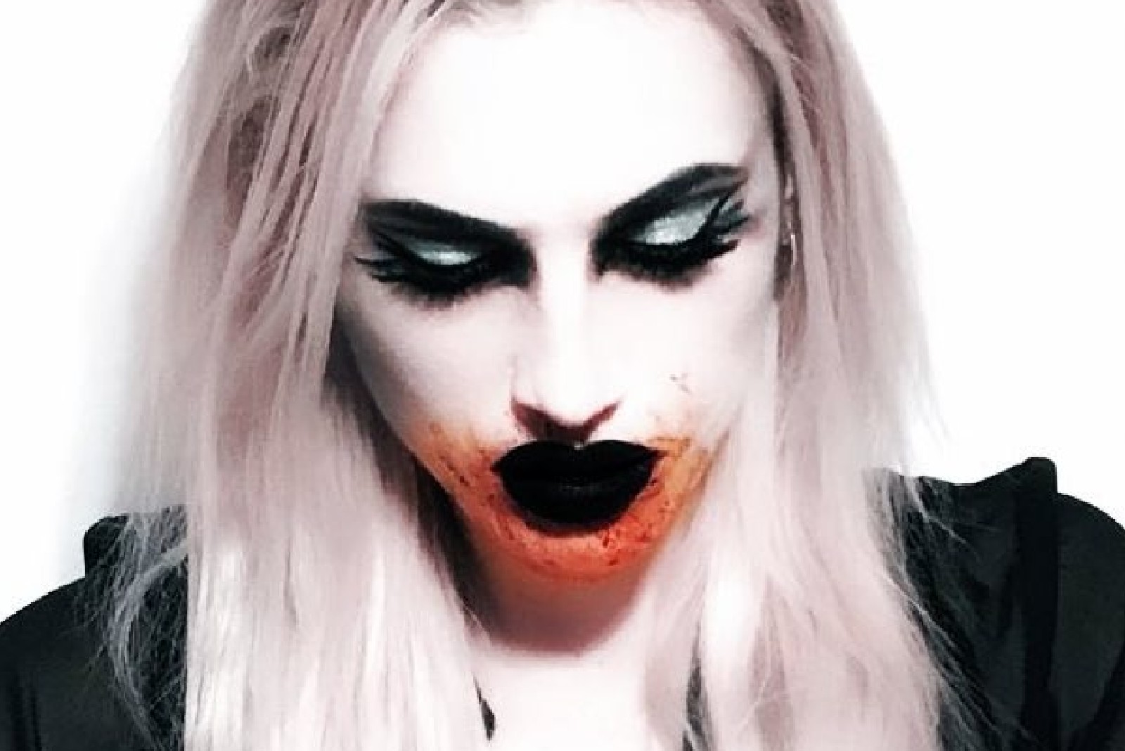 Taste Test: Eve Minor pierces through a macabre daydream to ask, ‘Who Are You?’