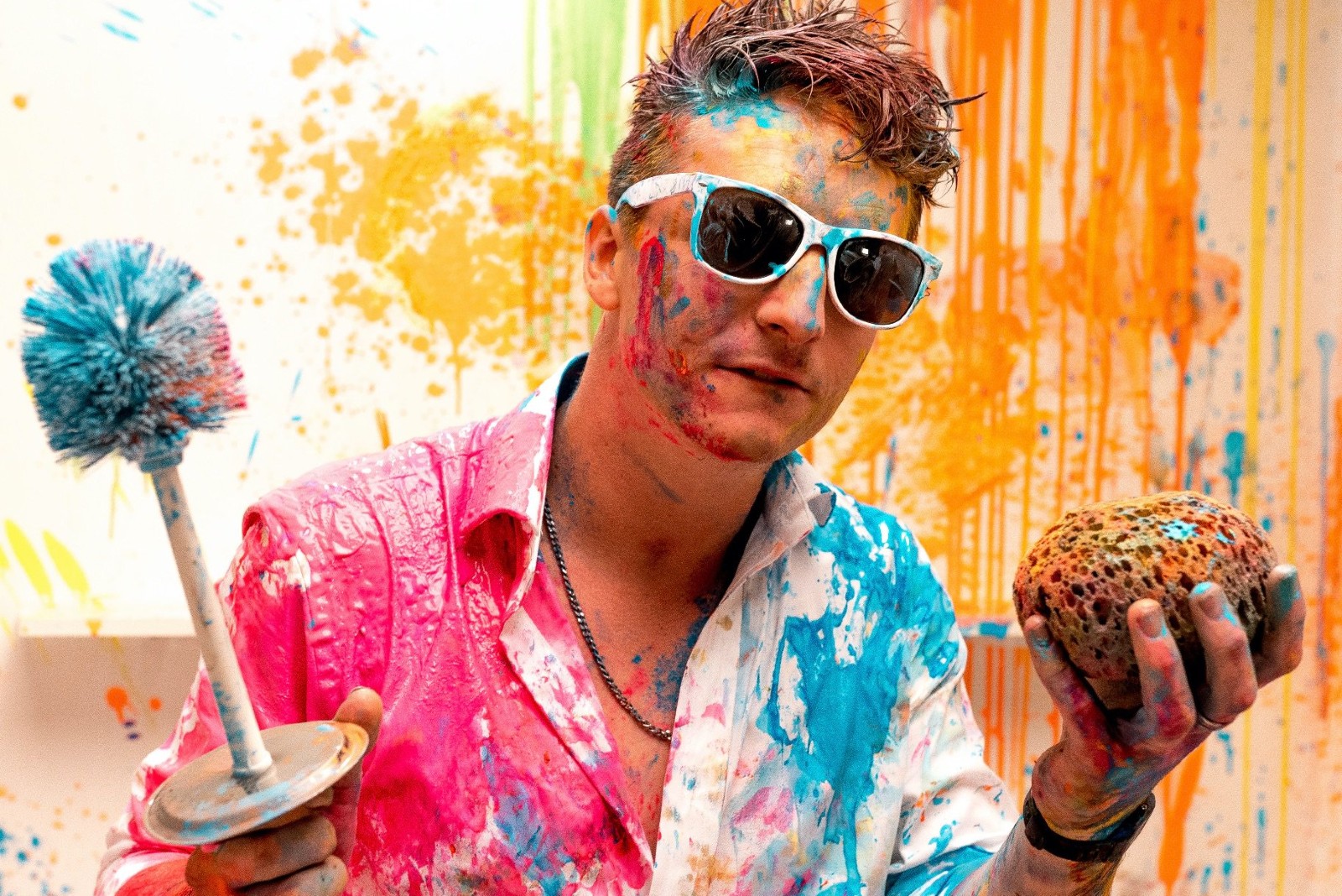 Taste Test: Conan Mac throws a paint party in new video, ‘Slow Mo’