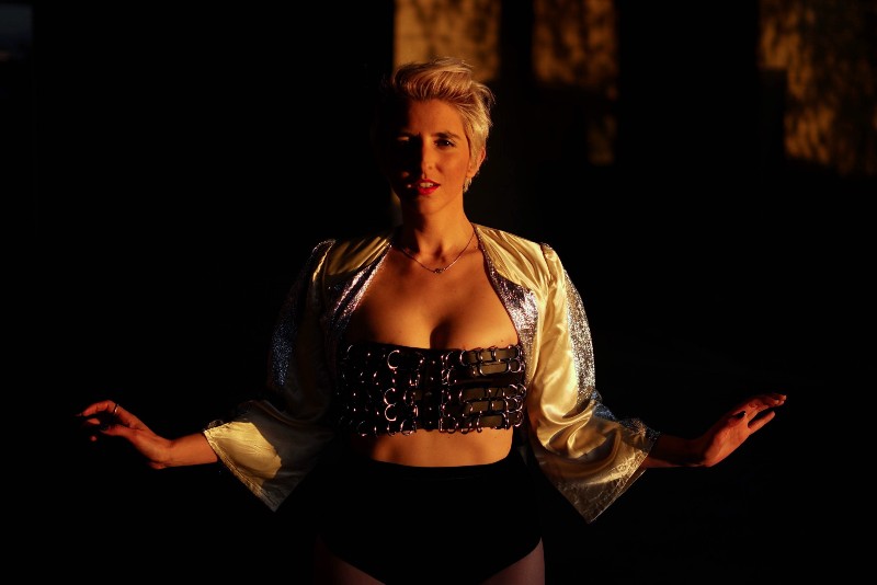 Premiere: XIMXIA deconstructs gaslighting in horrifying video ‘Anywhere But Here’