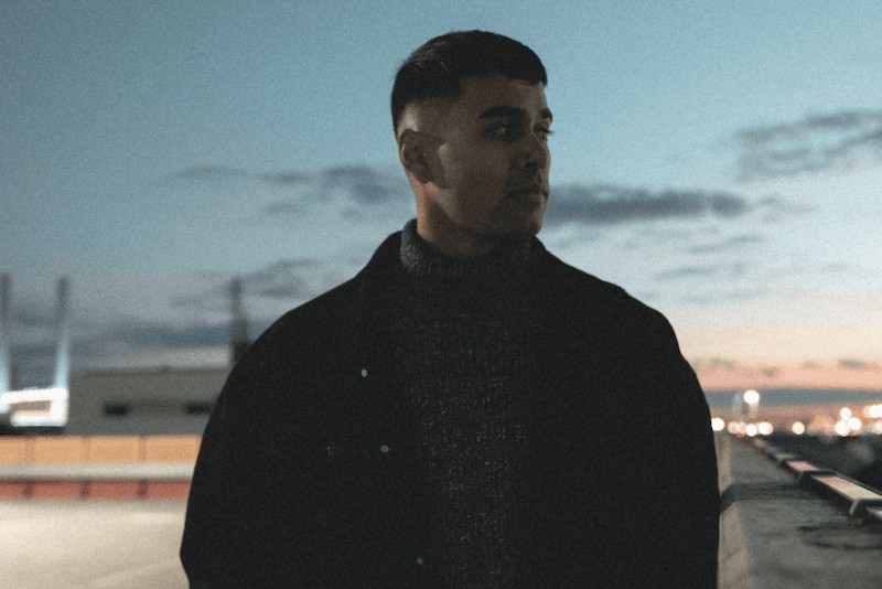 Taste Test: Zac Taylor seduces you to ‘Stay in the Night’