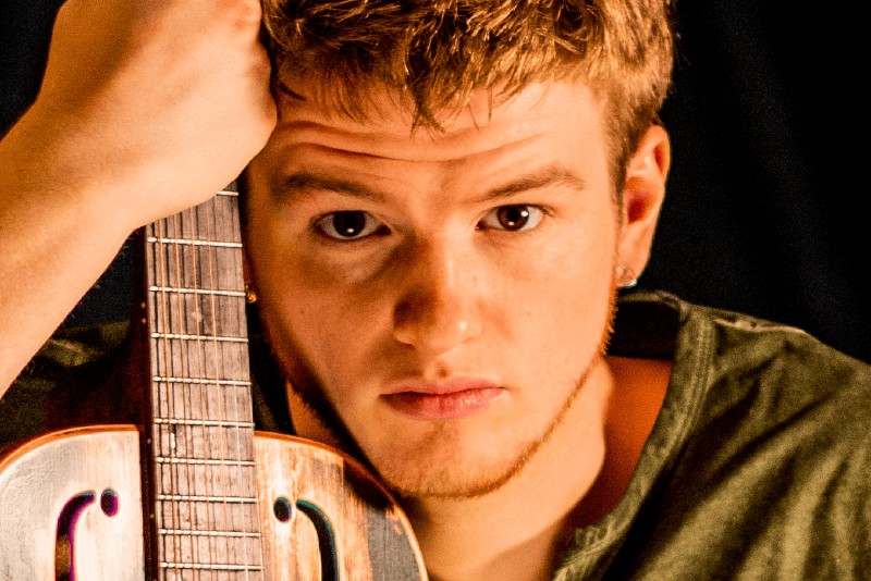 Taste Test: Clifford is trapped in an emotional ‘Paradox’