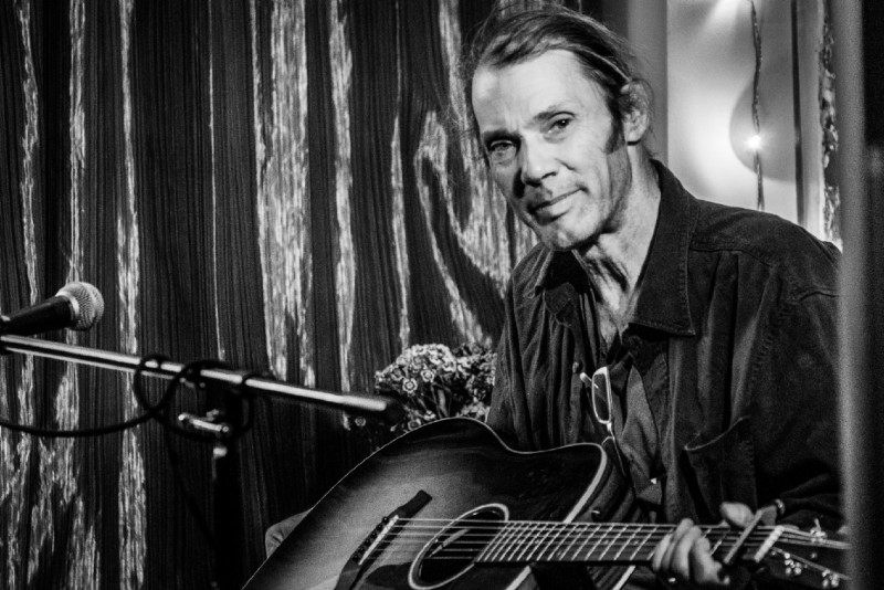 Taste Test: Malcolm Holcombe delivers a withering criticism of modern life in ‘Money Train’