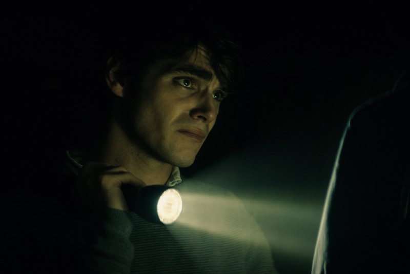 Review: ‘The Oak Room,’ a testament to the sheer power of good stories