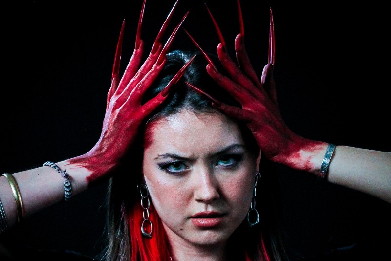 Taste Test: Lauren Dejey defies the past with ‘Yours’