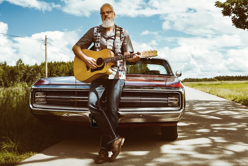 Taste Test: Broken Radio wonders about relationship status on ‘Sweetheart Honey Baby’