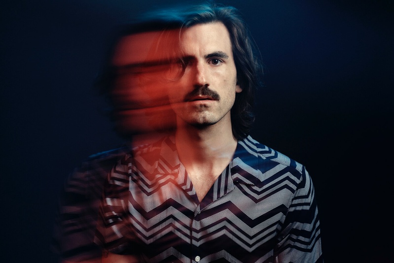 Taste Test: Ian Abel goes sleazy with ‘Drowning’