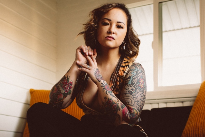 Taste Test: Rebecca Porter laments the blue-collar struggle with ‘Clockin’ Out’