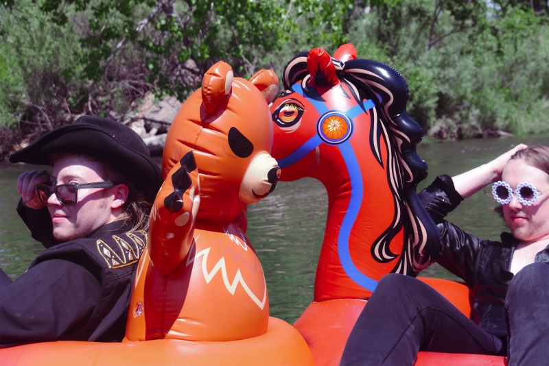 Songs of the Week: Clementine Was Right, Lotta Wenglén, & Bad Flamingo