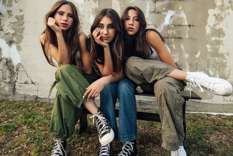 Taste Test: Hello Sister wade through heartbreak with ’17’