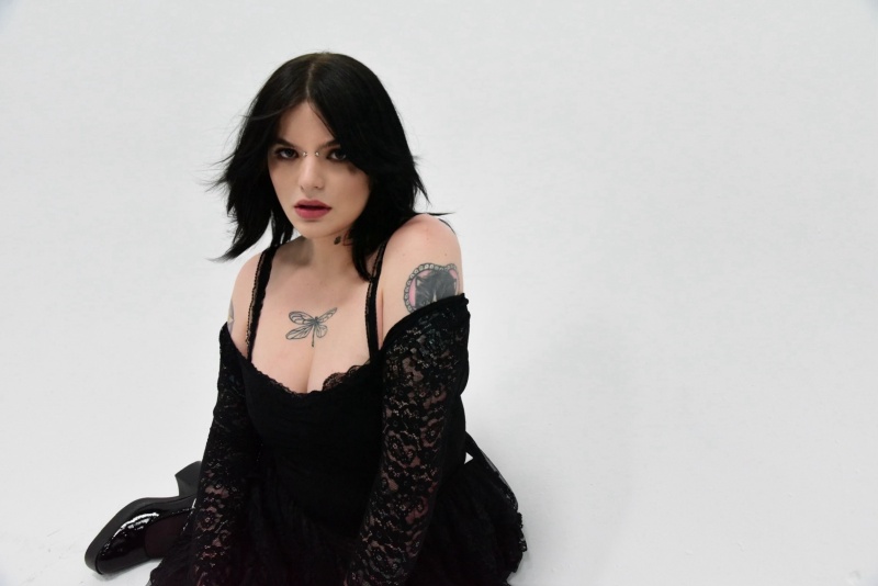 Review: awfultune unpacks ‘unreleased demos II’ with new release