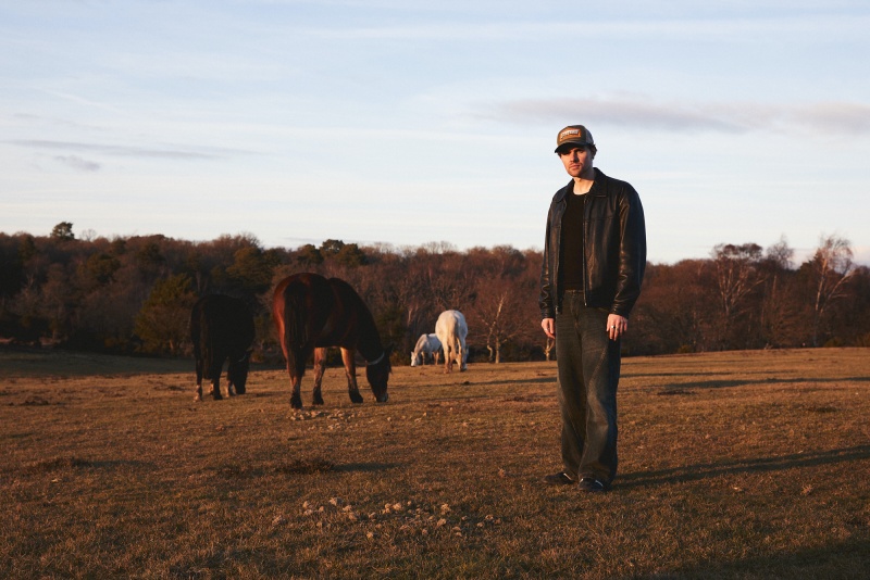 Review: Bertie Newman pieces together broken shards with ‘Precipice’ EP