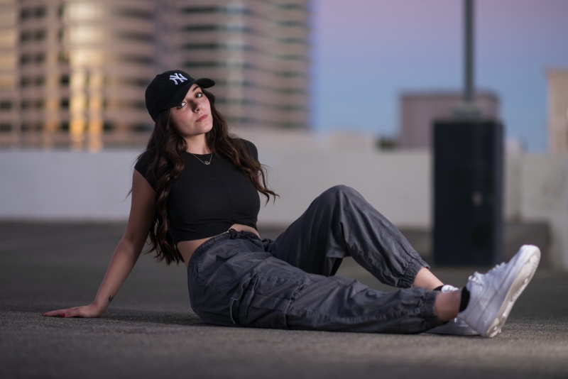 The Singles Bar: Serinity dances away heartache with ‘Went to New York”