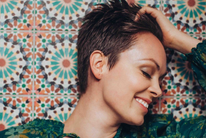 Review: Jana Varga strips things back with near-acoustic new album, ‘Chicory’