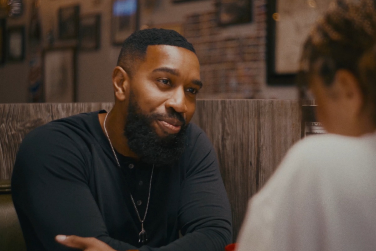 Review: ‘Love & Other Crimes’ takes you prisoner