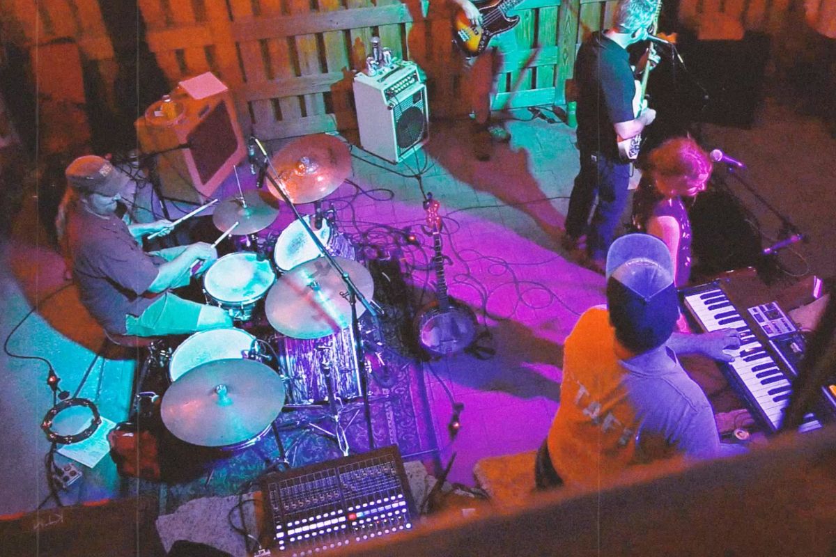 Review: The Sven Curth (huge) Trio get busy grooving with ‘Live at your local Waterhole’ album